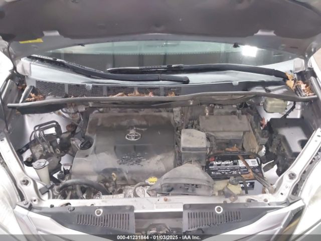 5TDKK3DC0FS537112 Toyota Sienna Le 8 Passenger