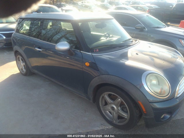 2010 MINI COOPER CLUBMAN WMWML3C54ATX51018 Photo 0