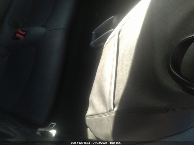 2010 MINI COOPER CLUBMAN WMWML3C54ATX51018 Photo 7