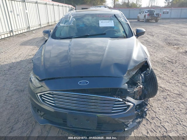 3FA6P0H7XHR142008 Ford FUSION SE