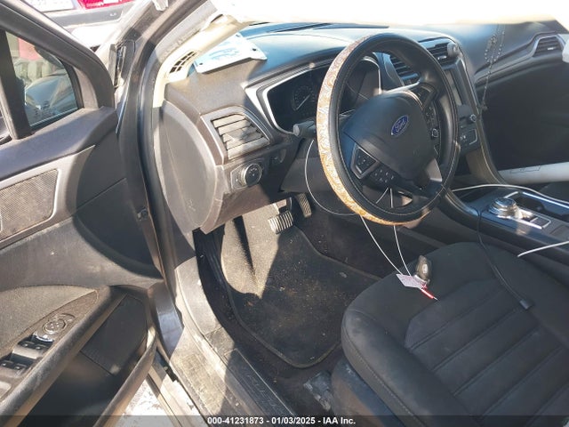 3FA6P0H7XHR142008 Ford FUSION SE