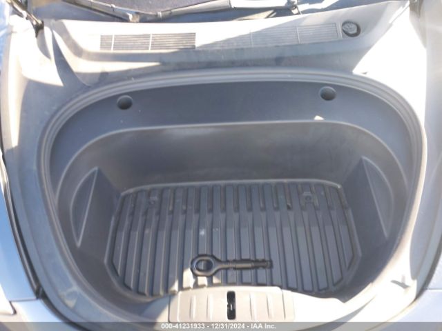 5YJ3E1EB3NF163989 Tesla Model 3 Long Range Dual Motor All-wheel Drive