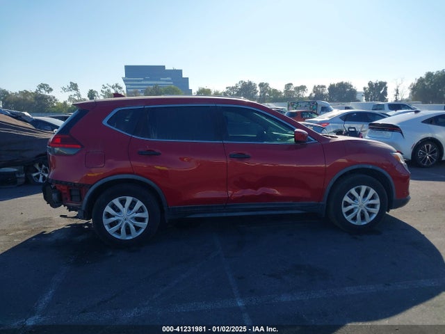 Nissan ROGUE S 2017 JN8AT2MT4HW401284 Image 13