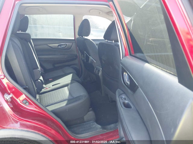 Nissan ROGUE S 2017 JN8AT2MT4HW401284 Image 8