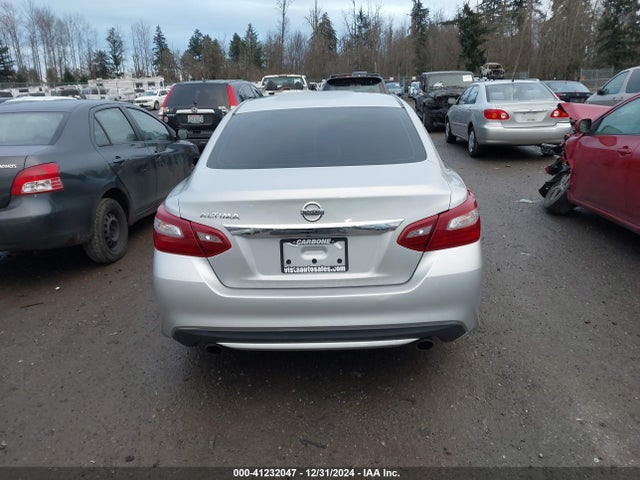 Nissan Altima 2.5 S 2018 1N4AL3AP9JC185082 Image 16