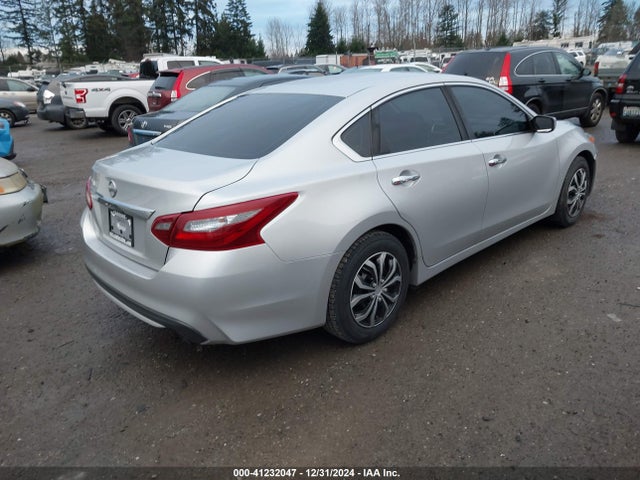 Nissan Altima 2.5 S 2018 1N4AL3AP9JC185082 Image 4