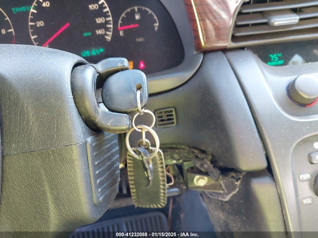 2004 CADILLAC DEVILLE 1G6KF57924U136270 Photo 10