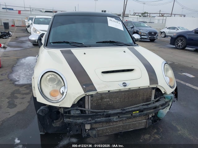 2007 MINI COOPER S WMWMF735X7TL91521 Photo 5
