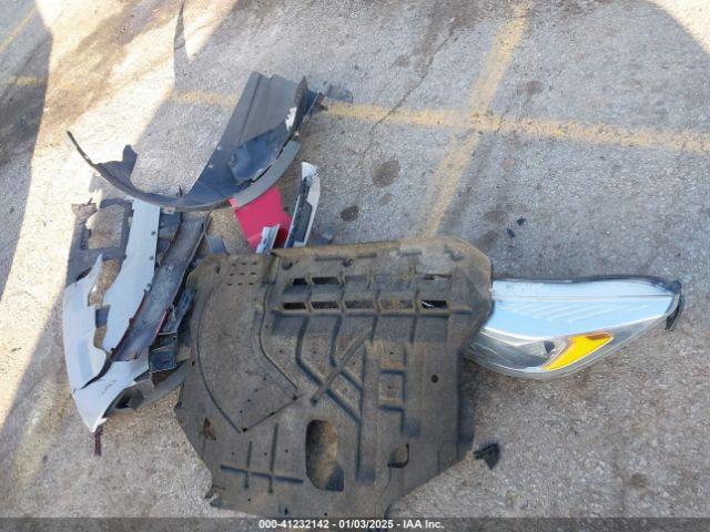1FMCU0GD4HUC24544 Ford ESCAPE SE