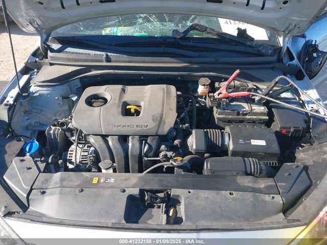 Hyundai ELANTRA SE 2019 5NPD74LFXKH433867 Image 10