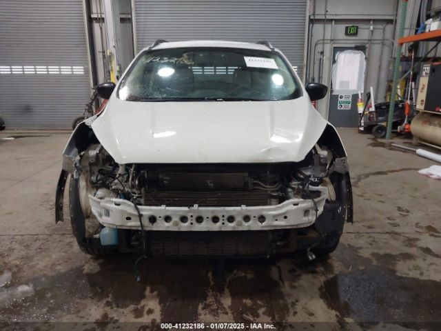 1FMCU9GD5KUA98867 Ford ESCAPE SE