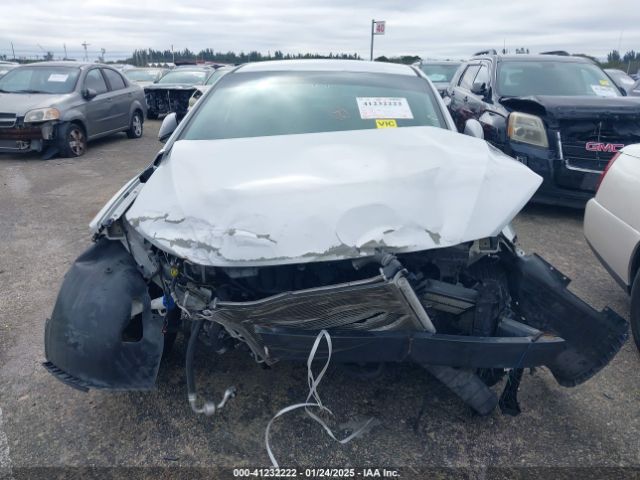 5NPD84LFXHH033703 Hyundai ELANTRA SE