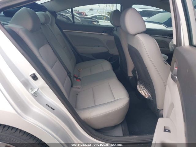 5NPD84LFXHH033703 Hyundai ELANTRA SE
