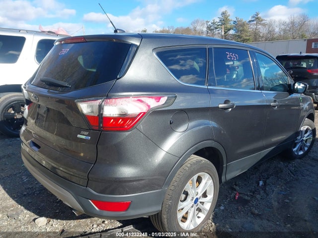 Ford ESCAPE SE 2017 1FMCU9GD4HUA32965 Image 4