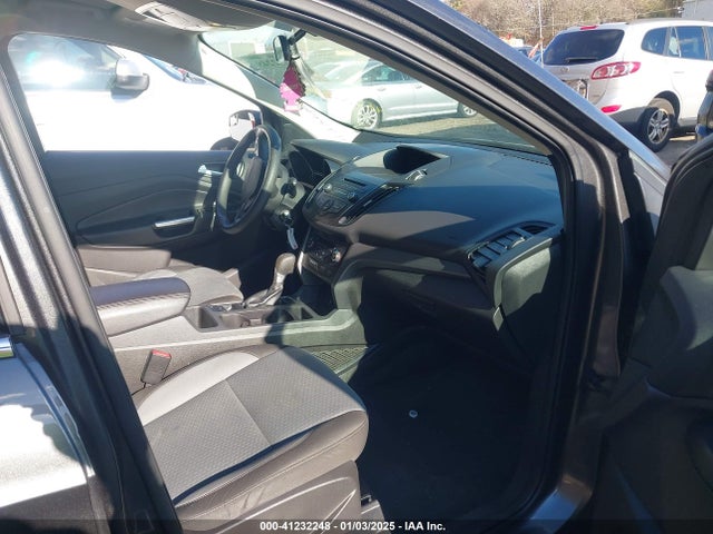 Ford ESCAPE SE 2017 1FMCU9GD4HUA32965 Image 5