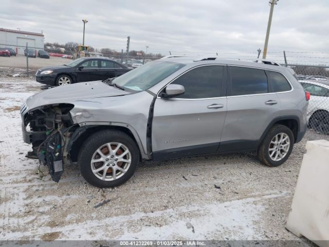 1C4PJLCB1GW297555 Jeep Cherokee Latitude
