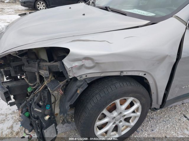 1C4PJLCB1GW297555 Jeep Cherokee Latitude