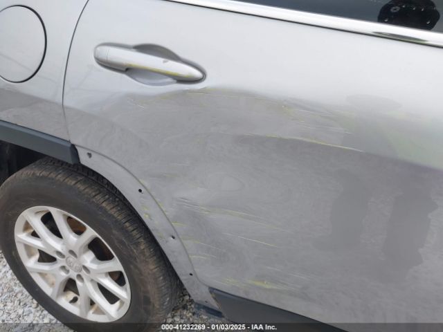 1C4PJLCB1GW297555 Jeep Cherokee Latitude