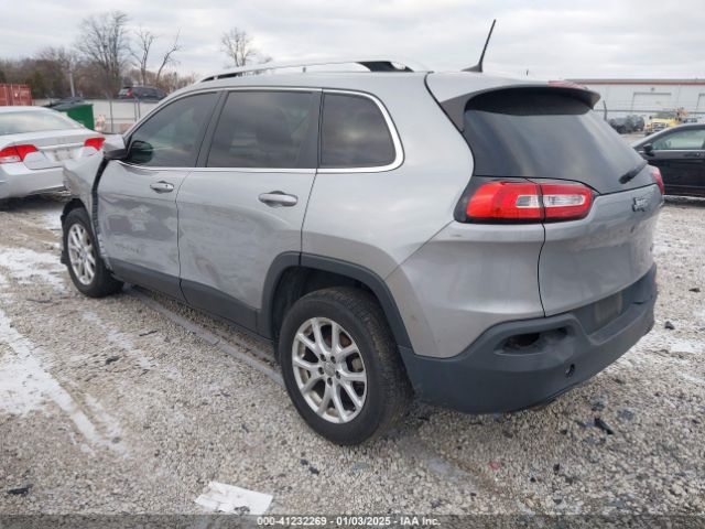1C4PJLCB1GW297555 Jeep Cherokee Latitude