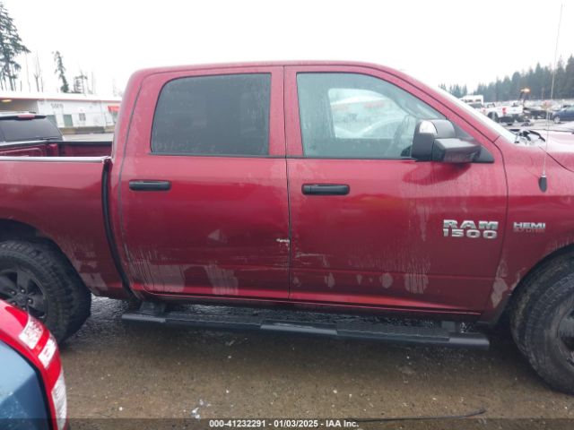 1C6RR7KT7JS321835 RAM 1500 Express  4x4 5'7 Box