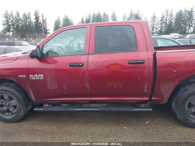 1C6RR7KT7JS321835 RAM 1500 Express  4x4 5'7 Box