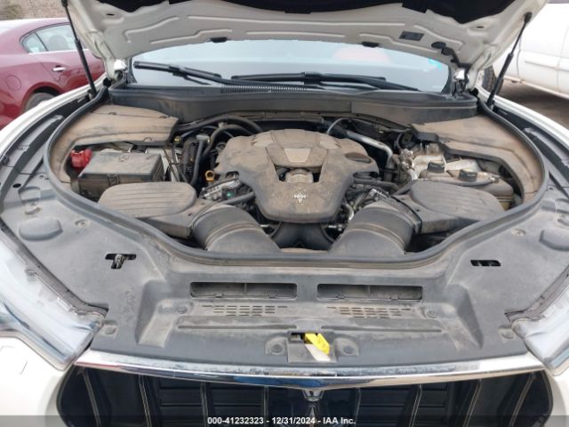 2018 MASERATI LEVANTE ZN661XUS8JX259578 Photo 9
