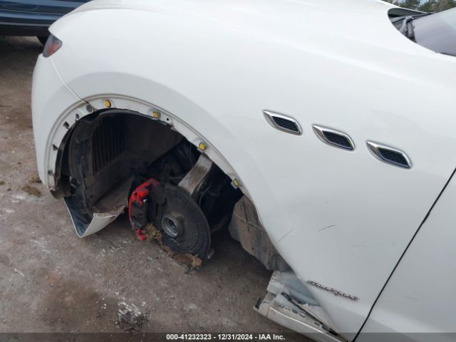 2018 MASERATI LEVANTE ZN661XUS8JX259578 Photo 5