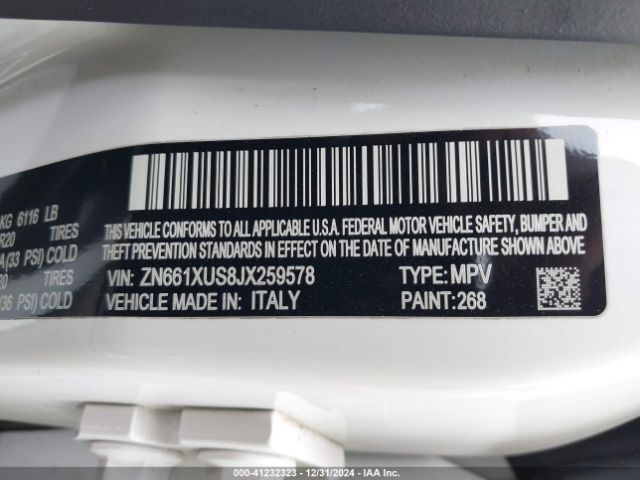 2018 MASERATI LEVANTE ZN661XUS8JX259578 Photo 8