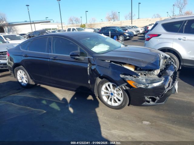 3FA6P0HD9KR114648 Ford FUSION SE