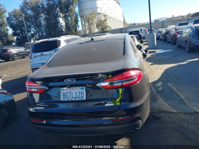 3FA6P0HD9KR114648 Ford FUSION SE