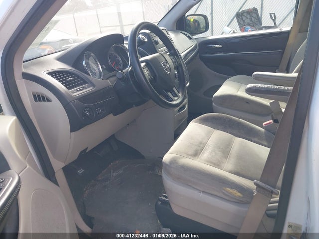 2C7WDGBG5HR558867 Dodge Grand Caravan