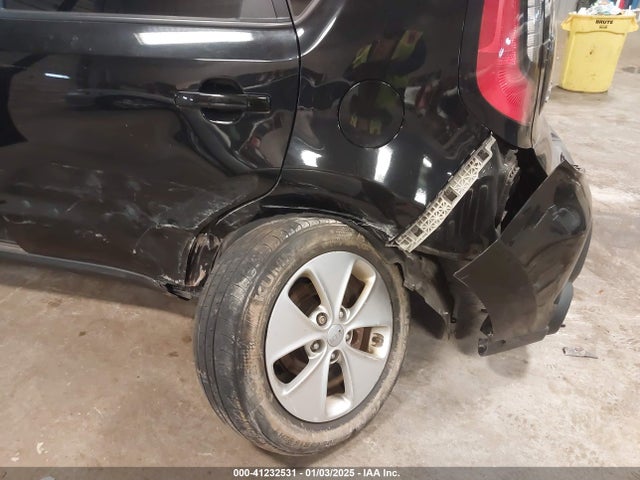 KIA Soul 2016 KNDJN2A23G7239111 Image 6
