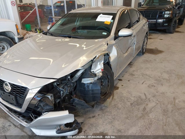 1N4BL4BV4KC170921 Nissan Altima 2.5 S
