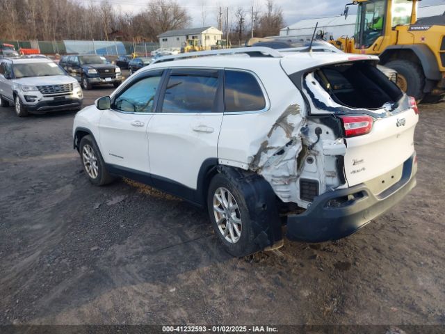 1C4PJMCB7GW118036 Jeep Cherokee Latitude