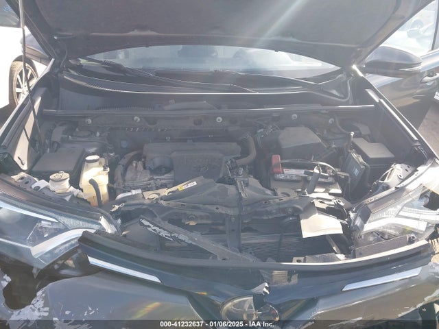 JTMWFREVXJD120108 Toyota Rav4 Adventure/xle