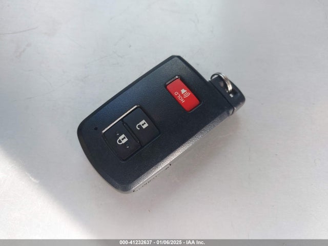 JTMWFREVXJD120108 Toyota Rav4 Adventure/xle