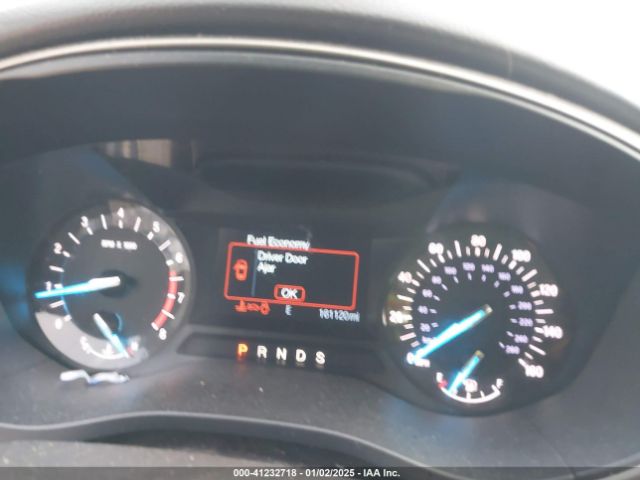 1FA6P0H7XE5392105 Ford FUSION SE