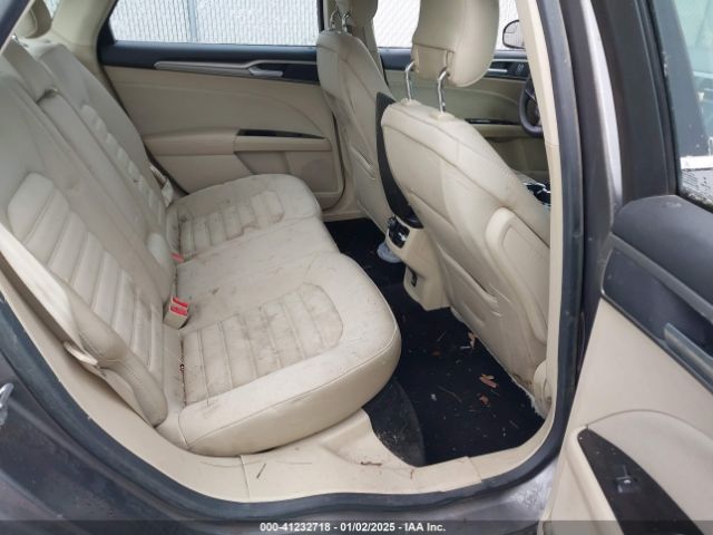 1FA6P0H7XE5392105 Ford FUSION SE
