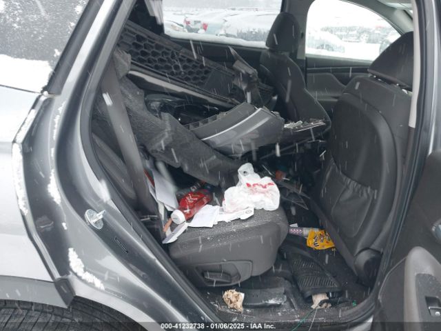 5NMS2CADXKH116749 Hyundai Santa Fe Se