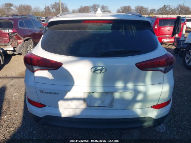 KM8J33A49HU502536 Hyundai Tucson Se Plus