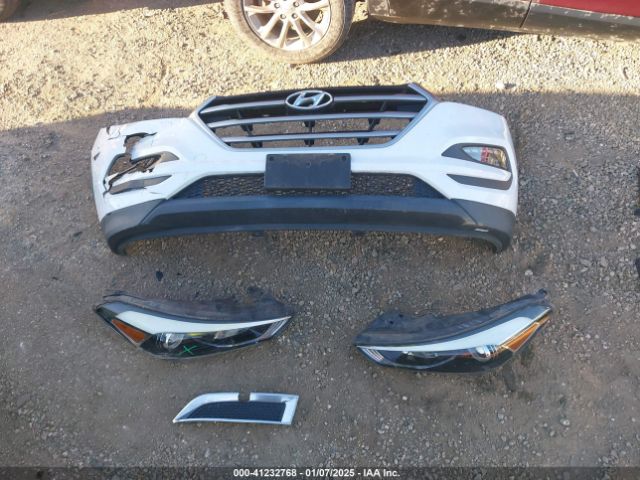 KM8J33A49HU502536 Hyundai Tucson Se Plus