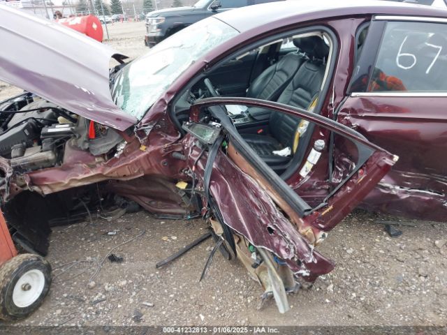 3FA6P0T90HR266796 Ford FUSION SE
