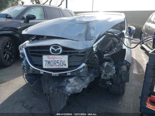 3MZBM1W72FM226423 Mazda Mazda3 I Grand Touring