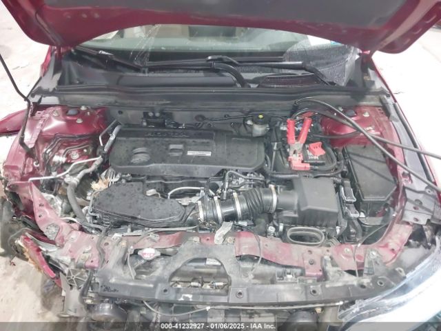 1HGCV2F9XJA005932 Honda Accord Touring 2.0t