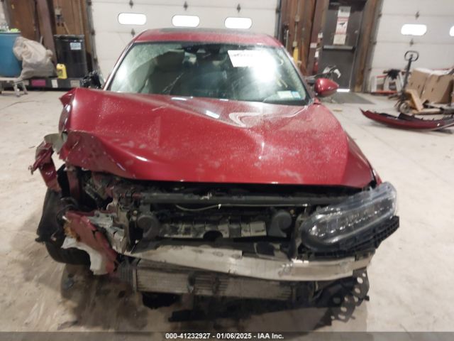 1HGCV2F9XJA005932 Honda Accord Touring 2.0t