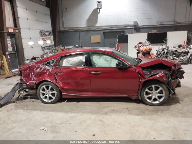 1HGCV2F9XJA005932 Honda Accord Touring 2.0t