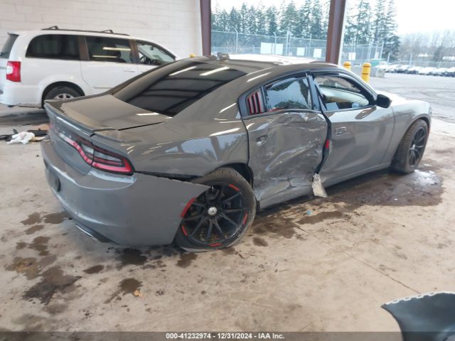 2C3CDXJG2KH547683 Dodge Charger Sxt Awd