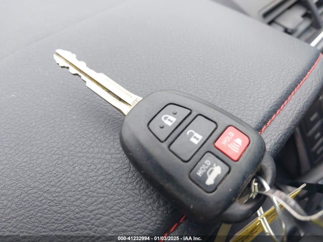 4T1BF1FK8FU488682 Toyota CAMRY SE