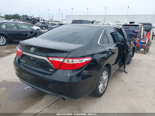 4T1BF1FK8FU488682 Toyota CAMRY SE