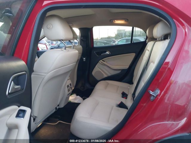 WDCTG4EB3JJ477683 Mercedes-Benz GLA 250